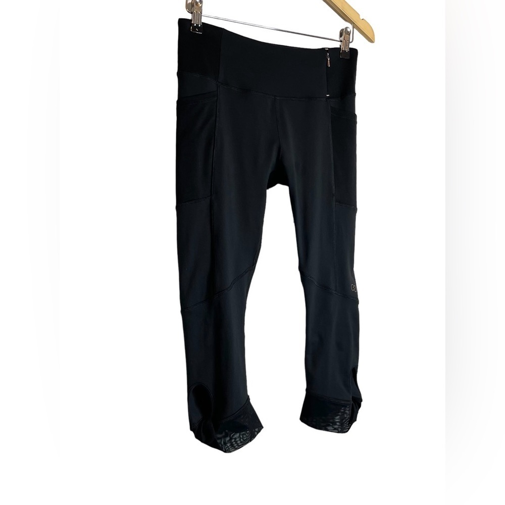 ✅SOLD-Calia By Carrie Underwood | Capri Leggings Twist Mesh Cuff Zip Pocket - Picture 2 of 7
